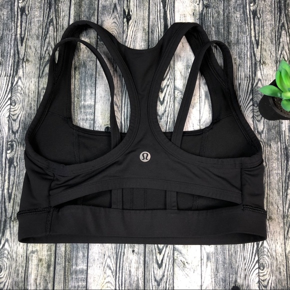 lululemon athletica Other - Lululemon Size 4 Solid Black Splendour Sports Bra